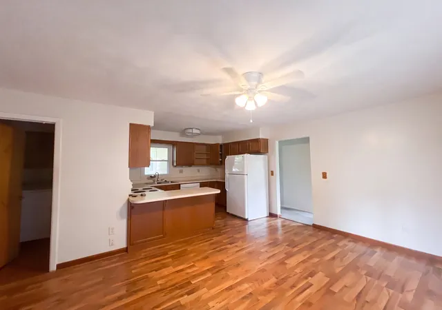 Photo 2 of Single family home for sale at 912 Hollycrest Dr, Champaign, IL 61821 | MLS# 12710047 | Listing updated on 2026-10-06