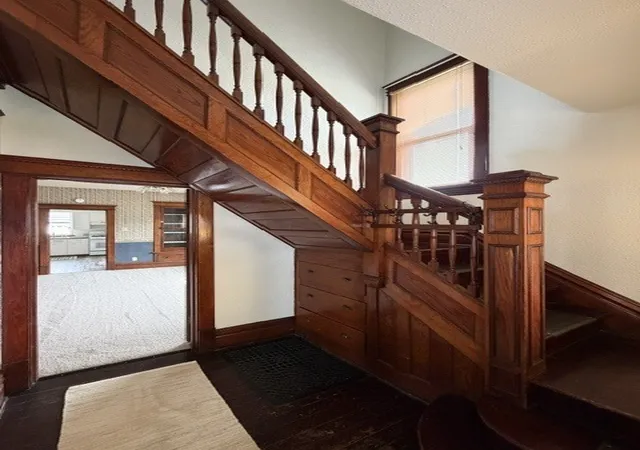Photo 3 of Single family home for sale at 1206 Washington St, Mendota, IL 61342 | MLS# 12710143 | Listing updated on 2026-09-02