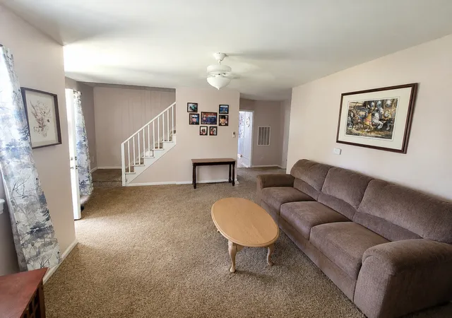 Photo 3 of Single family home for sale at 924 Hillwood Cir, Round Lake Beach, IL 60073 | MLS# 12710161 | Listing updated on 2026-08-15