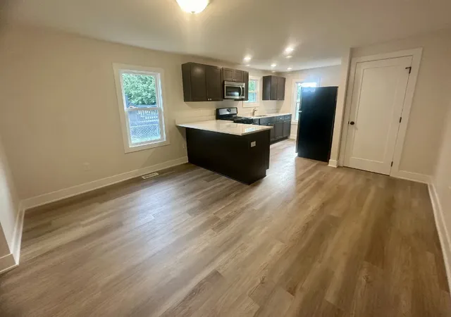 2nd image of 481 N Cottage Ave, Kankakee, IL 60901 | MLS# 12710169