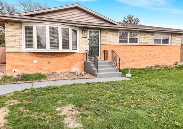 Photo 1 of Single family home for sale at 7241 Beloit Ave, Bridgeview, IL 60455 | MLS# 12710180 | Listing updated on 2026-09-09