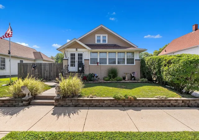 1st image of 1530 39th St, Rock Island, IL 61201 | MLS# 12710194