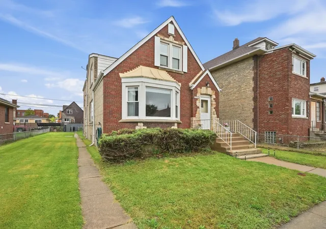 Single family home for sale at 13114 S Brandon Ave, Chicago, IL 60633 | MLS# 12710216