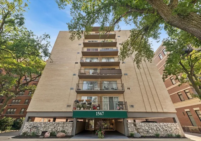 1st image of 1567 Ridge Ave #702, Evanston, IL 60201 | MLS# 12710231