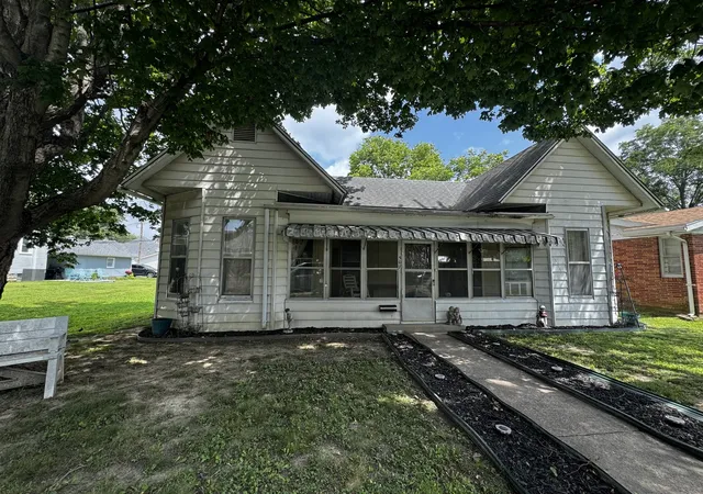 1st image of 507 W South St, Pinckneyville, IL 62274 | MLS# 12710235