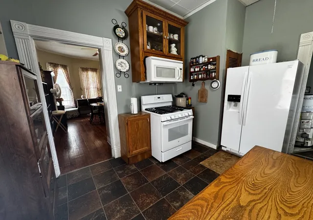 Photo 4 of Sale Pending at 507 W South St, Pinckneyville, IL 62274 | MLS# 12710235 | Listing updated on 2026-07-24