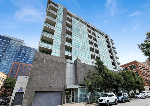 Photo 1 of Condo for sale at 225 S Sangamon St #306, Chicago, IL 60607 | MLS# 12710254 | Listing updated on 2026-09-16