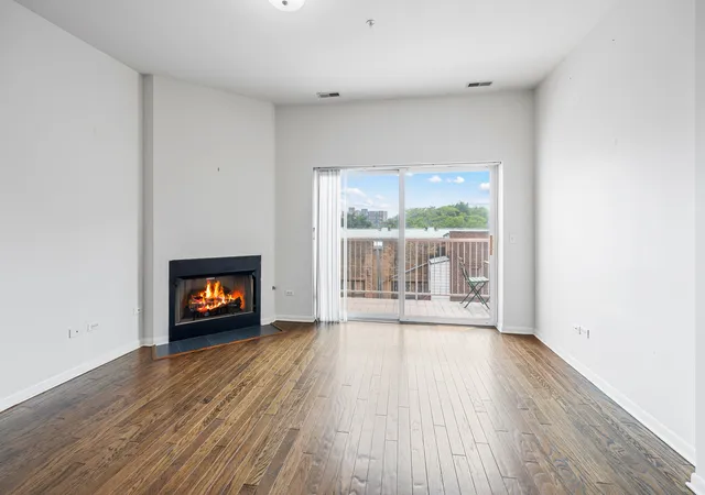 3rd image of 1415 Sherman Ave, Evanston, IL 60201