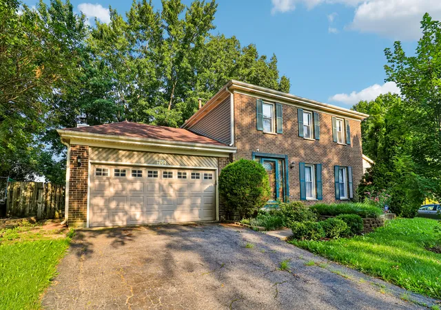 Photo 1 of Single family home for sale at 702 Buffalo Cir, Carol Stream, IL 60188 | MLS# 12710290 | Listing updated on 2026-09-15