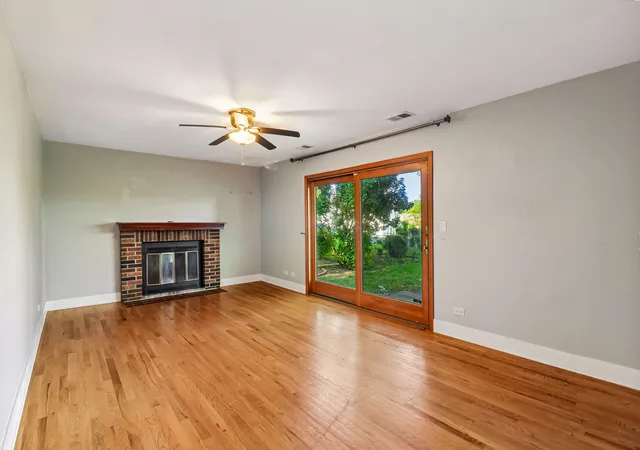 Photo 3 of Single family home for sale at 702 Buffalo Cir, Carol Stream, IL 60188 | MLS# 12710290 | Listing updated on 2026-09-15