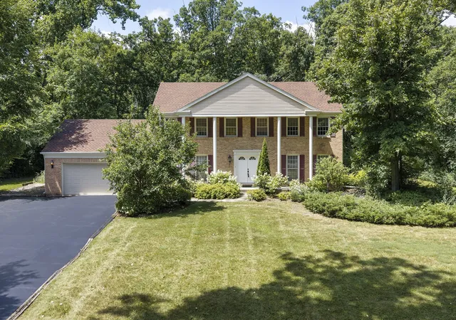 Photo 1 of Single family home for sale at 1650 Clendenin Ln, Riverwoods, IL 60015 | MLS# 12710325 | Listing updated on 2026-08-12