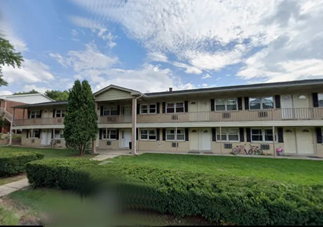1st image of 821 Bode Rd, Elgin, IL 60120