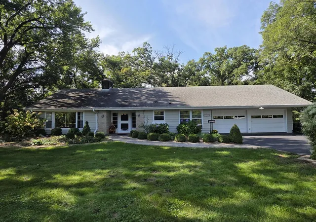 Photo 1 of Single family home for sale at 4733 N 12th Street, Quincy, IL 62305 | MLS# 12710377 | Listing updated on 2026-10-07