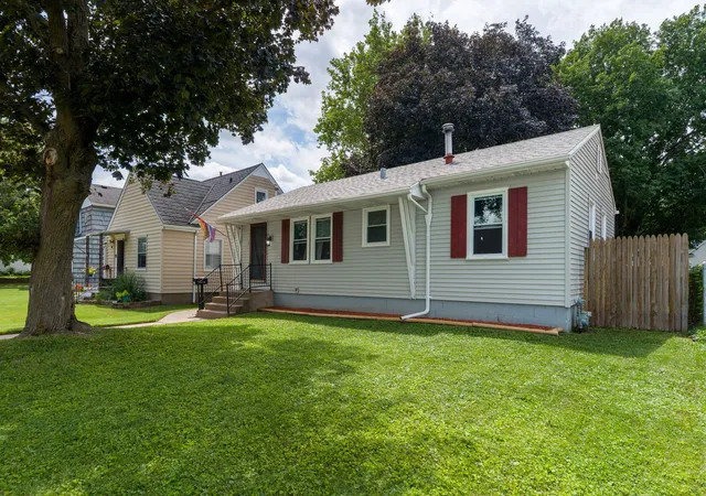 3rd image of (Undisclosed), Rock Island, IL 61201 | MLS# 12710414