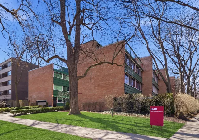 1st image of 840 Michigan Ave #10, Evanston, IL 60202 | MLS# 12710416