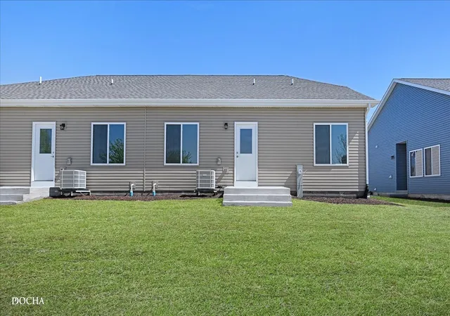 28th image of 3997 Shoeger Dr, Yorkville, IL 60560 | MLS# 12710492