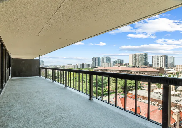 Photo 4 of Condo for sale at 33 W Delaware Pl #14F, Chicago, IL 60610 | MLS# 12710519 | Listing updated on 2026-10-07