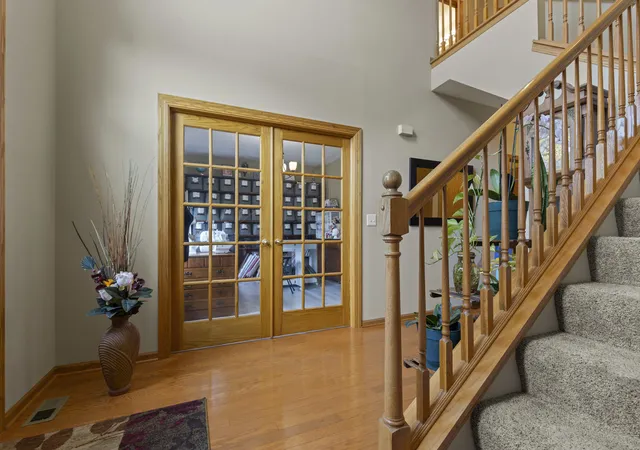 Photo 2 of Single family home for sale at 706 W Hampton Ave, Loves Park, IL 61111 | MLS# 12710537 | Listing updated on 2026-09-06