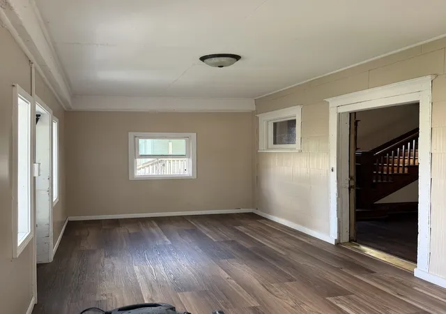 2nd image of 108 6th Ave, Sterling, IL 61081 | MLS# 12710553