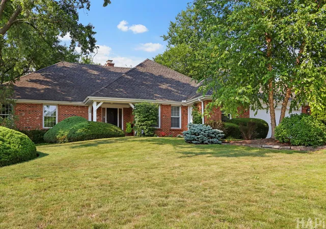 Photo 1 of Single family home for sale at 1426 Woodhill Dr, Northbrook, IL 60062 | MLS# 12710646 | Listing updated on 2026-08-14