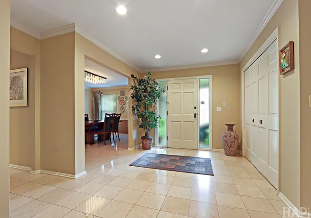 Photo 2 of Single family home for sale at 1426 Woodhill Dr, Northbrook, IL 60062 | MLS# 12710646 | Listing updated on 2026-08-14