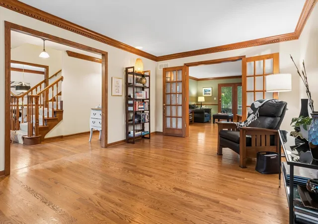 Photo 4 of Single family home for sale at 1361 Sussex Rd, Naperville, IL 60540 | MLS# 12710686 | Listing updated on 2026-10-08