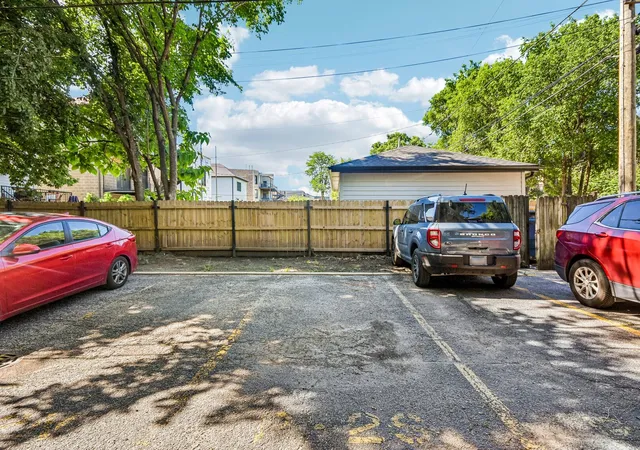 image of 6526 S Kimbark Ave, Chicago, IL 60637