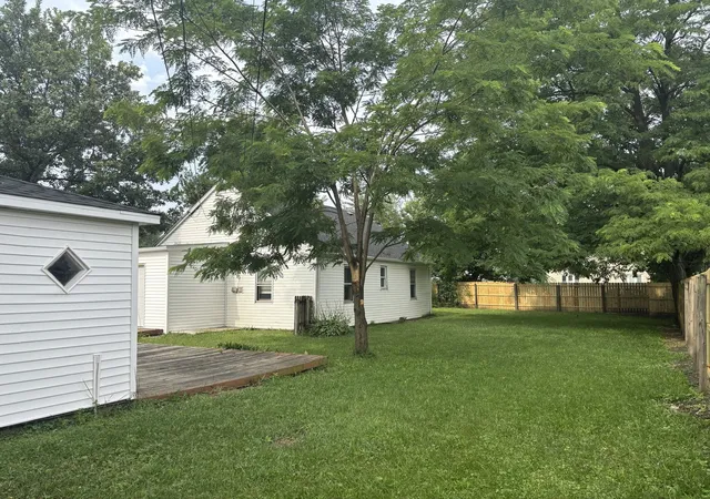 Photo 4 of Single family home for sale at 10049 Marion Ave, Oak Lawn, IL 60453 | MLS# 12710785 | Listing updated on 2026-09-14