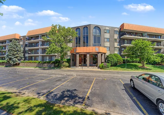 Photo 1 of Condo for sale at 4900 Foster St #407, Skokie, IL 60077 | MLS# 12710788 | Listing updated on 2026-10-07