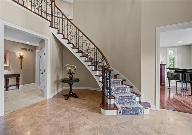 Photo 2 of Single family home for sale at 1690 Tallgrass Ln, Lake Forest, IL 60045 | MLS# 12710800 | Listing updated on 2026-08-26