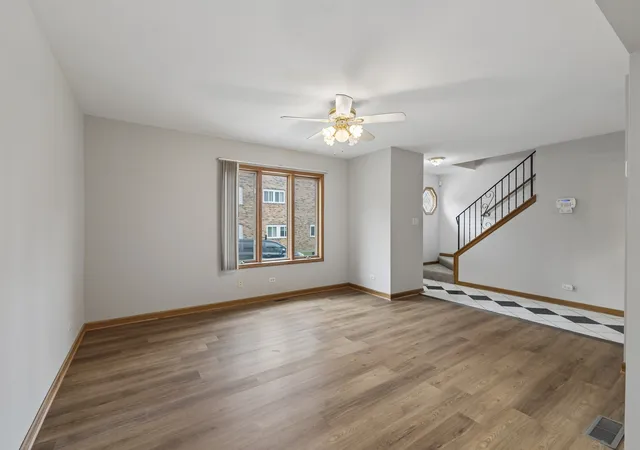 Listing Photo 5 - Condo for sale in building located at 4241 Lindenwood Dr, Matteson, IL 60443 - Unit #A