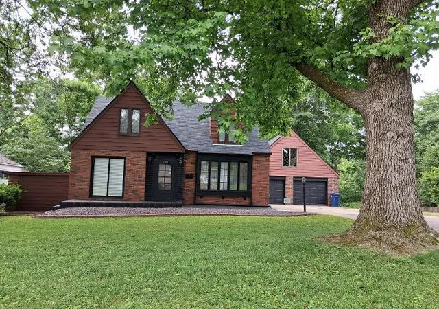 Photo 1 of Sale Pending at 1809 Pace Ave, Mt Vernon, IL 62864 | MLS# 12710849 | Listing updated on 2026-08-05