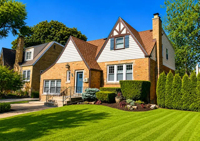 Photo 1 of Sale Pending at 7117 N Ozanam Ave, Chicago, IL 60631 | MLS# 12710855 | Listing updated on 2026-09-05