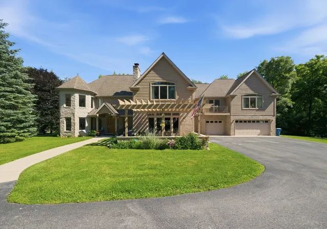 1st image of 11555 S Elbridge Ave, Palos Park, IL 60464 | MLS# 12710883