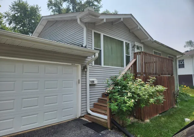 Photo 2 of Single family home for sale at (Undisclosed), Streamwood, IL 60107 | MLS# 12710981 | Listing updated on 2026-09-15