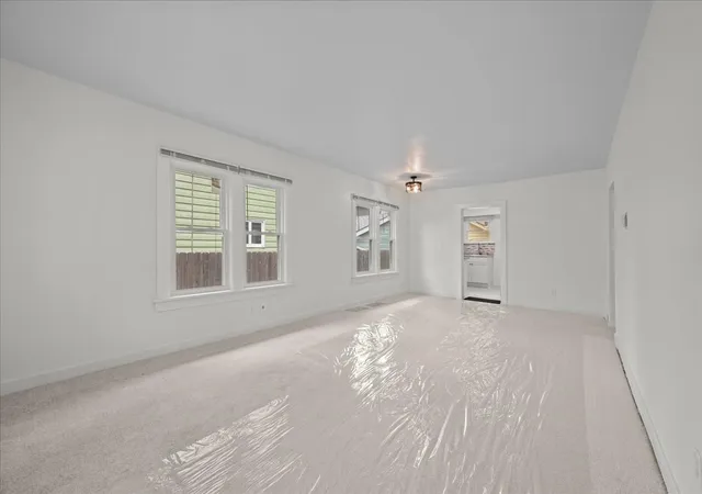 Photo 4 of Single family home for sale at 1006 S 4th Street, Aurora, IL 60505 | MLS# 12711061 | Listing updated on 2026-09-30