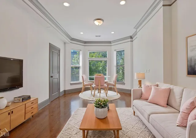 Photo 3 of Sale Pending at 438 E 45th Place, Chicago, IL 60653 | MLS# 12711183 | Listing updated on 2026-08-11