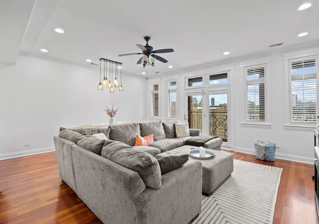 2nd image of 3414 N Sheffield Ave #4, Chicago, IL 60657 | MLS# 12711186