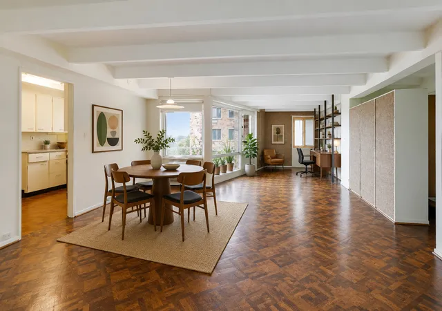 Photo 2 of Townhouse for sale at 1122 W Lunt Ave #8C, Chicago, IL 60626 | MLS# 12711223 | Listing updated on 2026-09-06