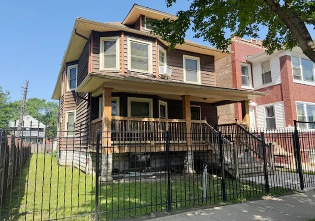 Photo 1 of Sale Pending at 952 N Massasoit Ave, Chicago, IL 60651 | MLS# 12711255 | Listing updated on 2026-08-10