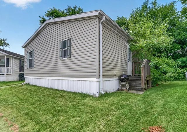 Photo 2 of Sale Pending at 84 Brenner Ct, Lynwood, IL 60411 | MLS# 12711256 | Listing updated on 2026-09-16