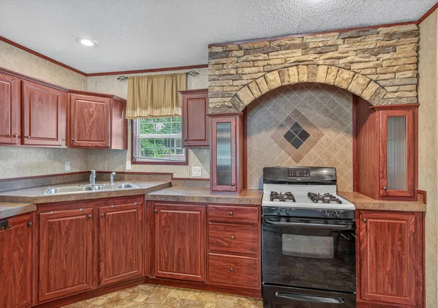 Photo 3 of Sale Pending at 84 Brenner Ct, Lynwood, IL 60411 | MLS# 12711256 | Listing updated on 2026-09-16
