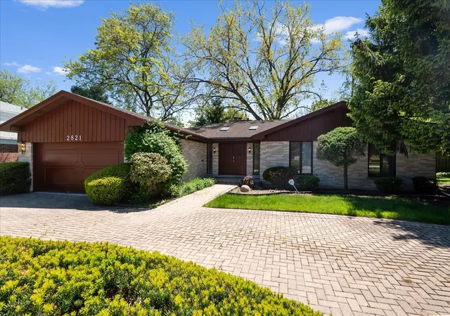 1st image of 2821 Covert Rd, Glenview, IL 60025 | MLS# 12711278