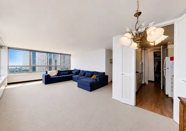 Photo 4 of Condo for sale at 4800 S Chicago Beach Dr #912S, Chicago, IL 60615 | MLS# 12711289 | Listing updated on 2026-10-11