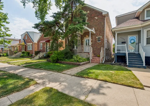 2nd image of 3526 N Overhill Ave, Chicago, IL 60634 | MLS# 12711325