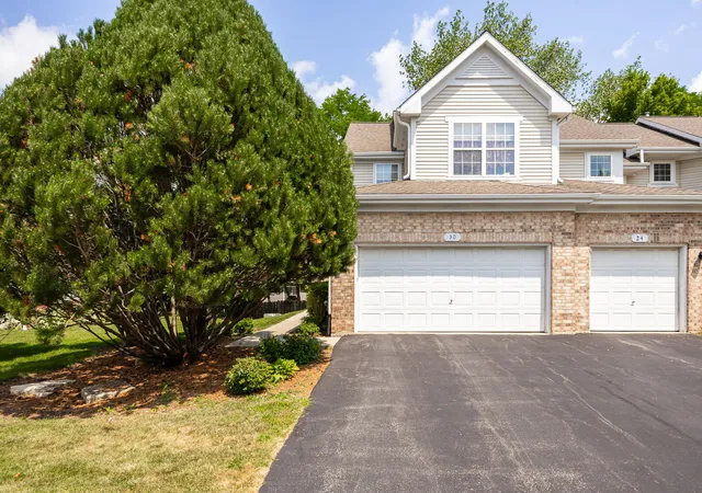 Photo 1 of Condo for sale at 30 W 20th Street #0, Lombard, IL 60148 | MLS# 12711403 | Listing updated on 2026-10-07
