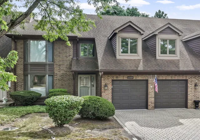 Condo for sale at 11103 Regency Dr #11103, Westchester, IL 60154 | MLS# 12711501