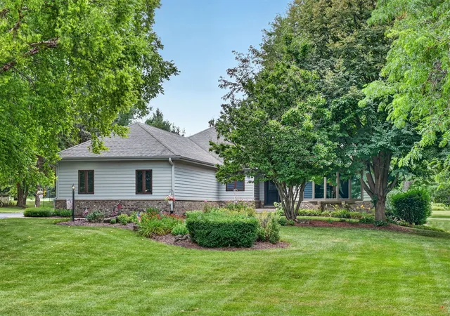 Photo 2 of Single family home for sale at 10293 E Hickory Ridge Dr, Rochelle, IL 61068 | MLS# 12711539 | Listing updated on 2026-09-02