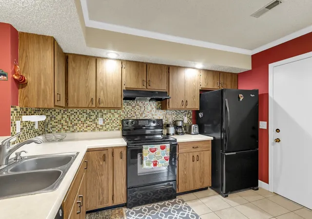 Photo 3 of Condo for sale at 2426 Morrissey Park Dr #2426, Champaign, IL 61821 | MLS# 12711558 | Listing updated on 2026-09-25