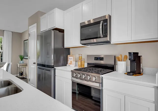 Photo 3 of Townhouse for sale at 1307 Foxglove Dr, Bartlett, IL 60103 | MLS# 12711706 | Listing updated on 2026-09-16